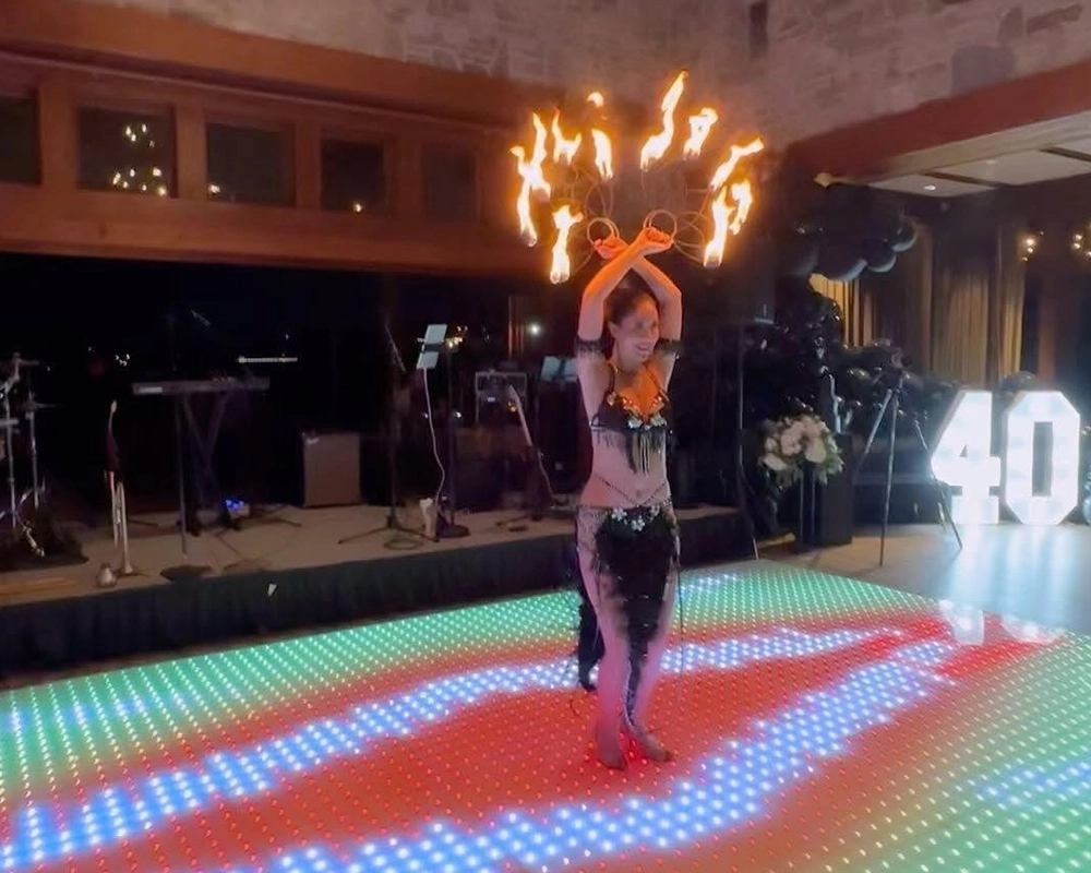 Pixel Dance Floor-VA-MD64-dancefloor-quince