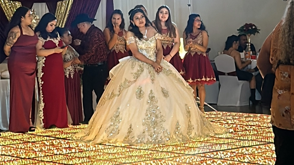 LED Infinity Dance Floor usage scenario - Starlit pattern generation effect