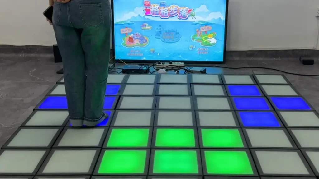 custom multiplayer active gaming room for commercial entertainment venues