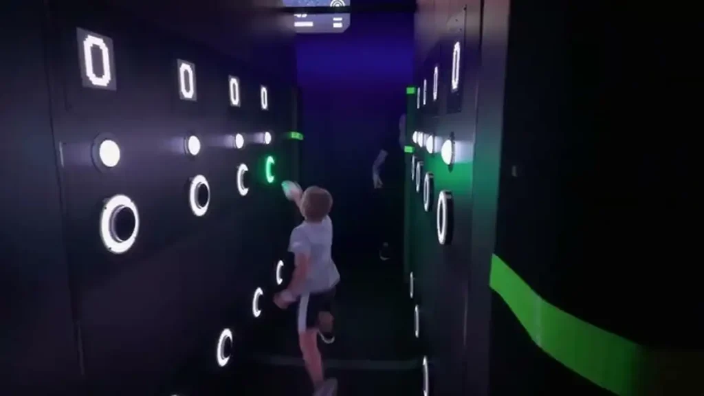 interactive ball pipe wall attraction for indoor playground and FEC