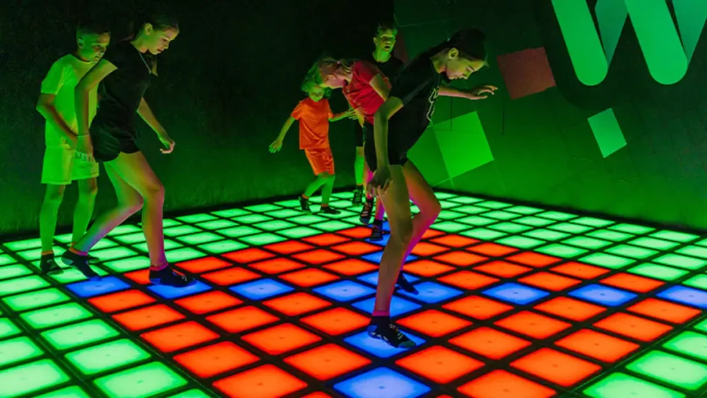 Interactive Game Floor Manufacturer LED multiplayer gaming system
